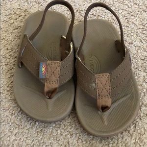 Rainbow toddler sandals brown size 5/6 used.